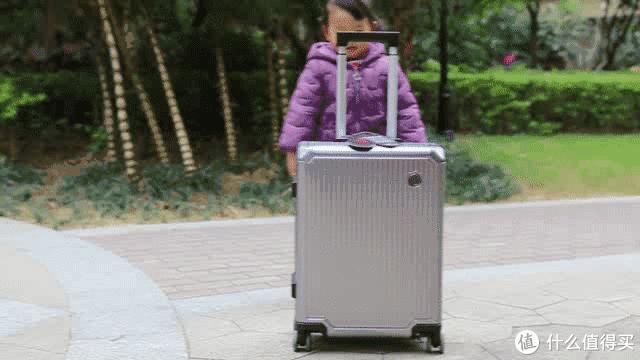 镁铝合金行李箱拉杆箱,拉杆行李箱哪款比较好用