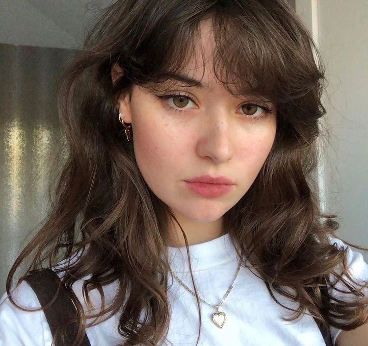 适合黑长直的百搭发型,黑长直的减龄发型