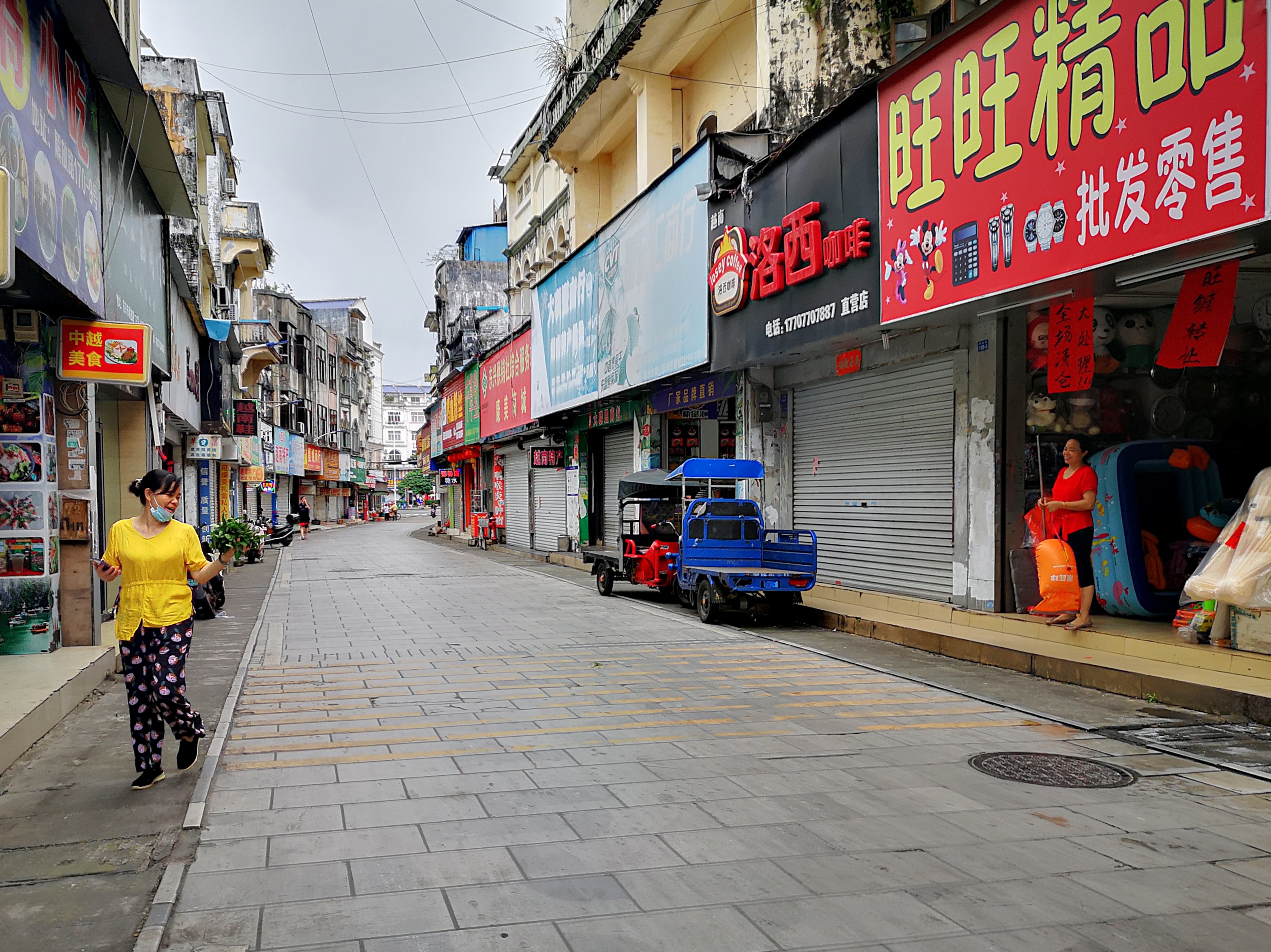雨天东兴万尾金滩游,冬季东兴万尾金滩