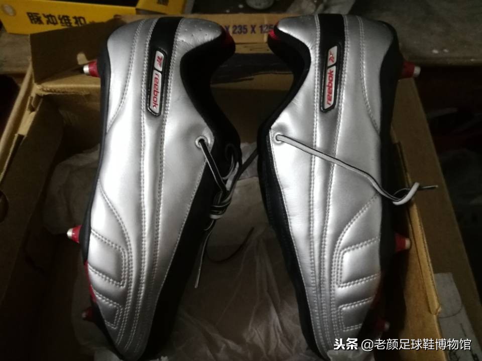 锐步历年足球鞋,历年锐步足球鞋