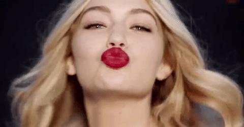 什么口红显白又提升气色又不沾杯,口红也是一种战斗力