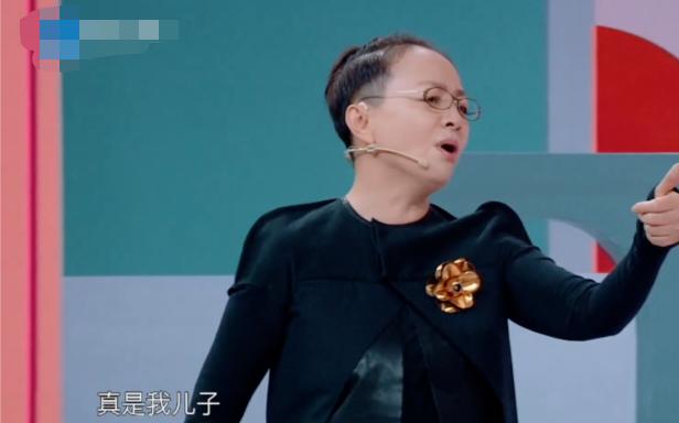 五次恋爱，三段婚姻，从演员到母亲，宋丹丹用微笑面对苦乐人生