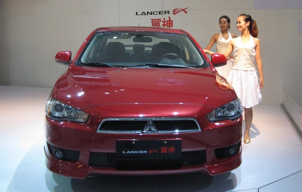 东南a5翼舞优点和缺点,2022款东南a5翼舞手动试驾