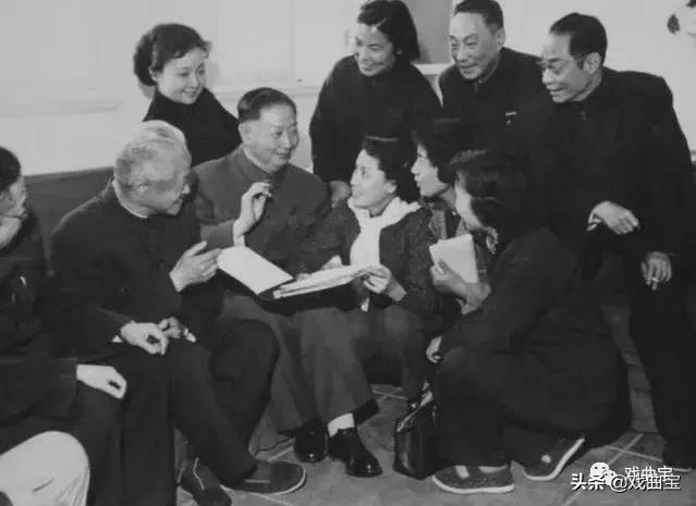 将京剧推向戏曲舞台,梨园行京剧