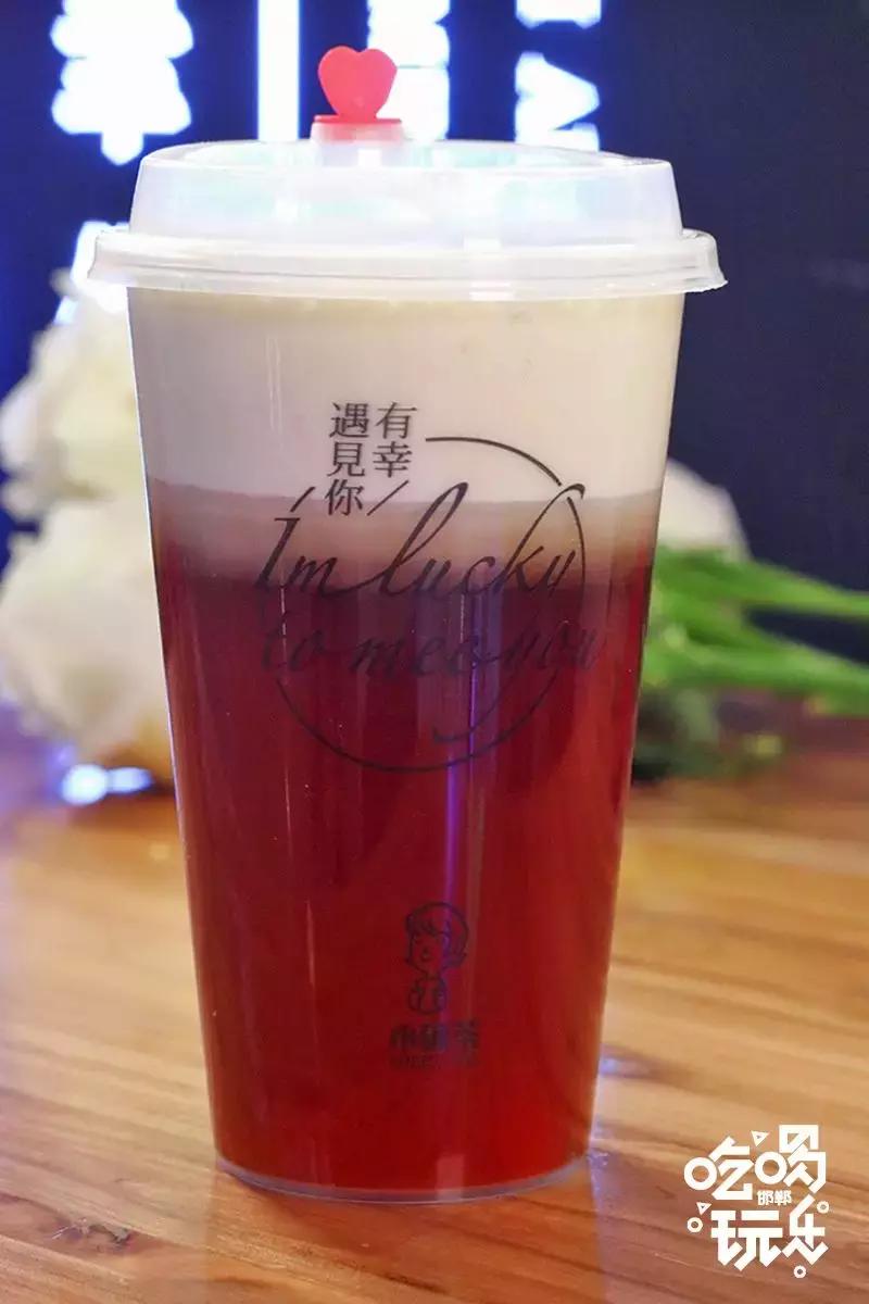 飘香十里的小确茶开启冬日暖心系列！新一轮排队风暴即将开启！