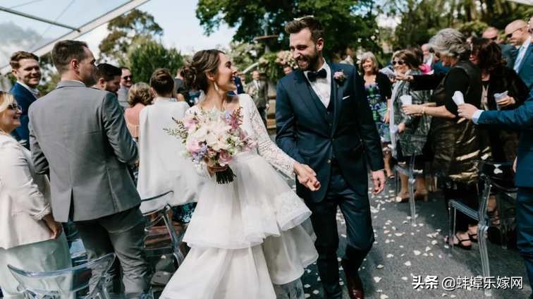 备婚的时候怀孕了怎么办,新娘怀孕了孕妇可以参加婚礼吗