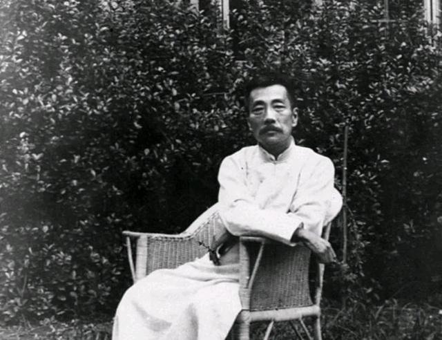 鲁迅是什么样的人,鲁迅是什么样的人物