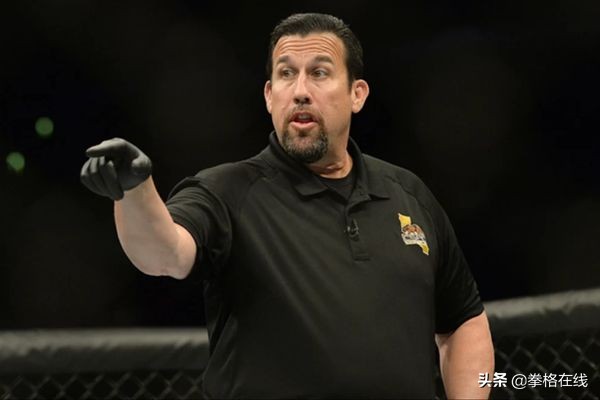 安德拉德被ko视频,安德拉德抱摔罗斯后果