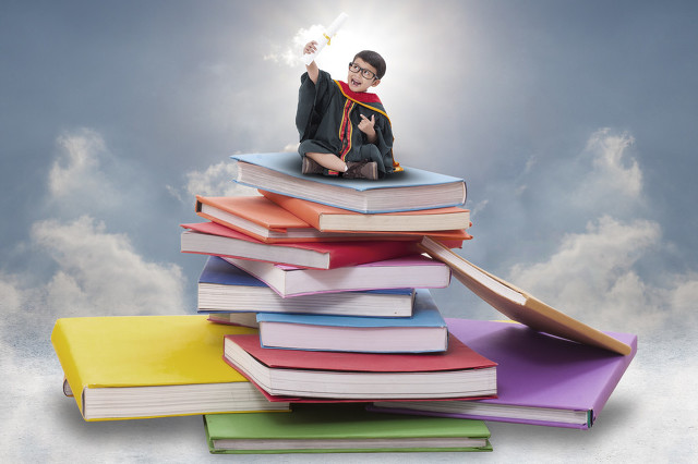 大专和本科有什么区别哪个好就业,大专学历有用吗