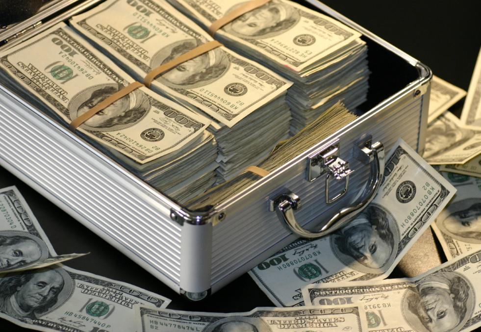 人民币升值会像日本一样吗,人民币持续升值有什么影响