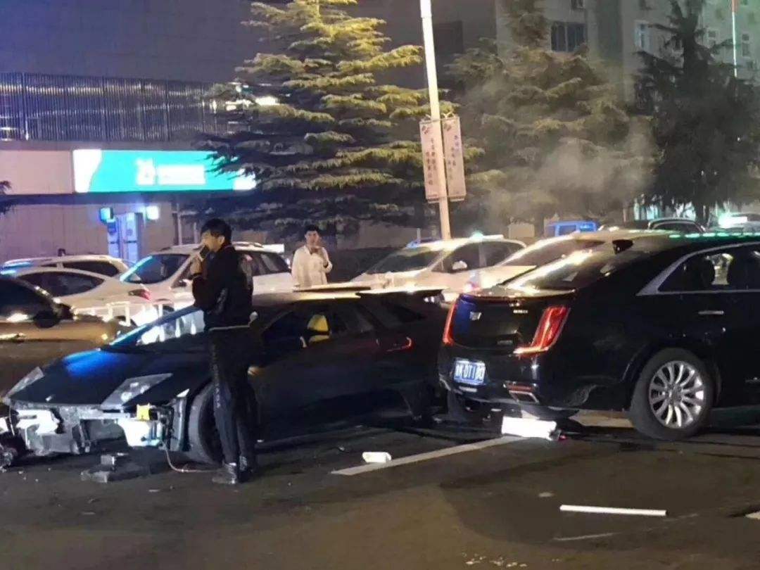 豪车出了事故怎么办,豪车出事故怎么赔