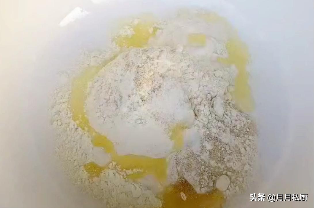 披萨饼的做法大全家常视频教程,披萨饼的做法与保存