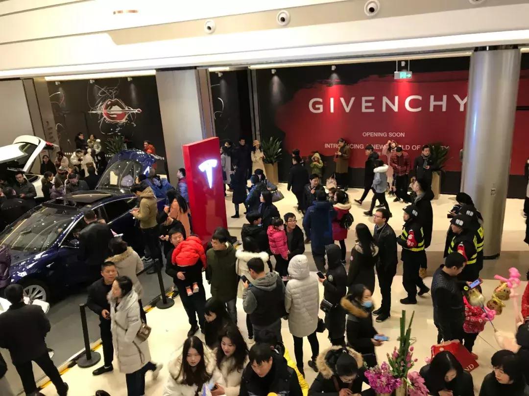 大融城西安实拍,火爆开业现场直击