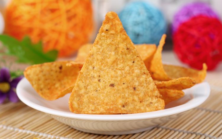 以玉米为原料的休闲零食掀起了一波“粗粮细做”趋势，连可口可乐也推出了一款玉米饮料新品