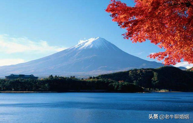 如何跟30多岁女性微信聊天,微信陌生女性聊天开场白