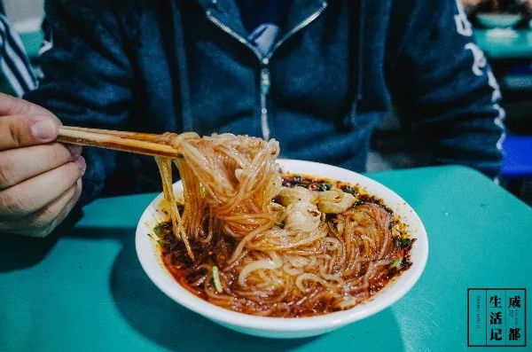 成都同根生,成都北门对比南门