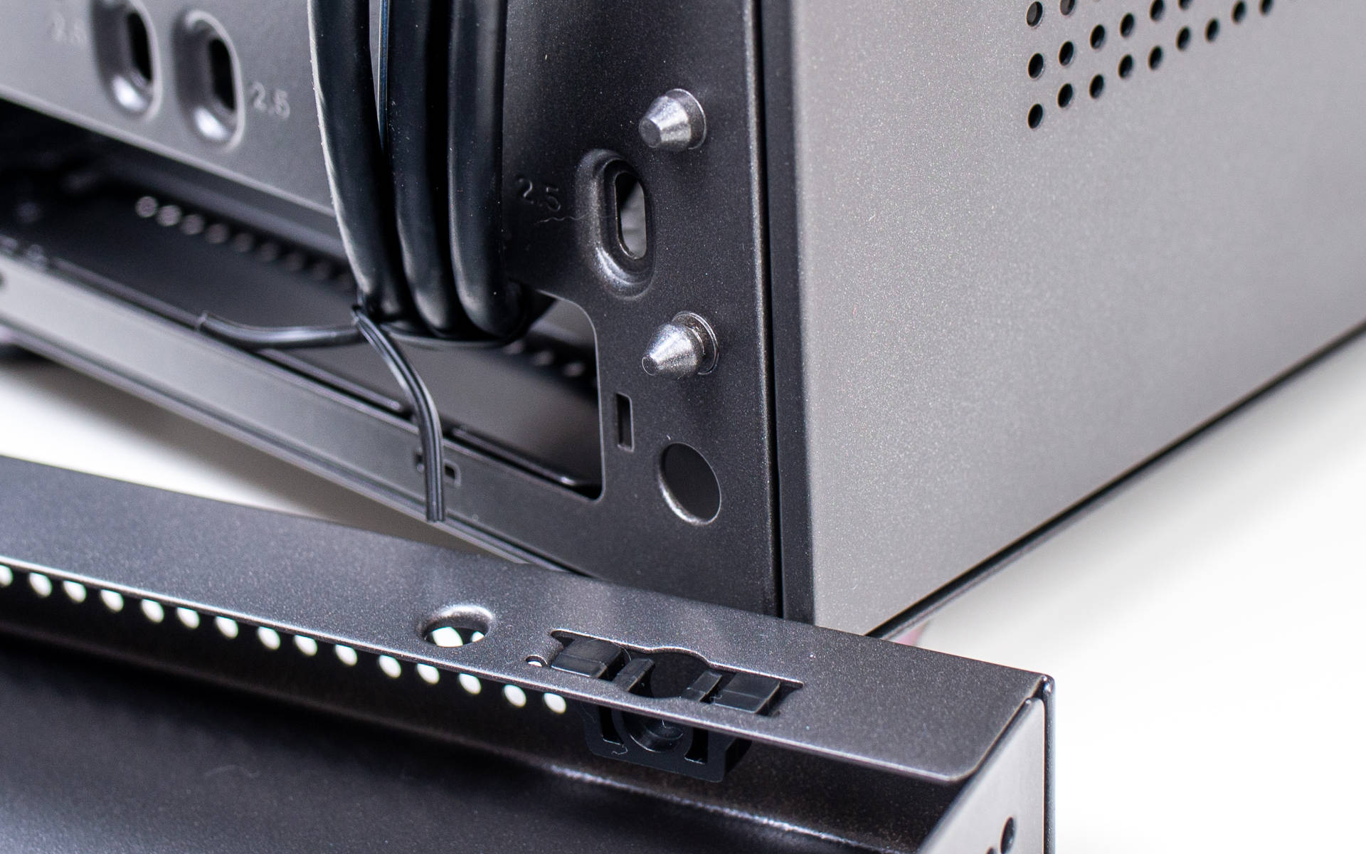 先马趣造机箱装机示例,先马趣造小机箱推荐高颜值