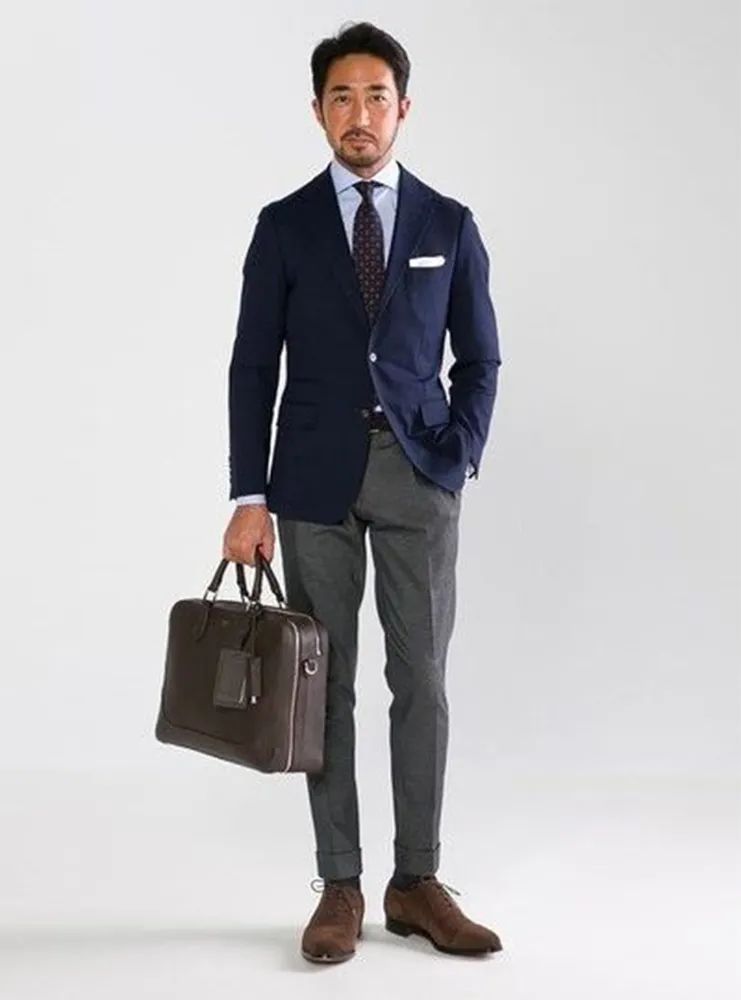 男人穿西服皮鞋怎么选,男人穿皮鞋成熟穿搭