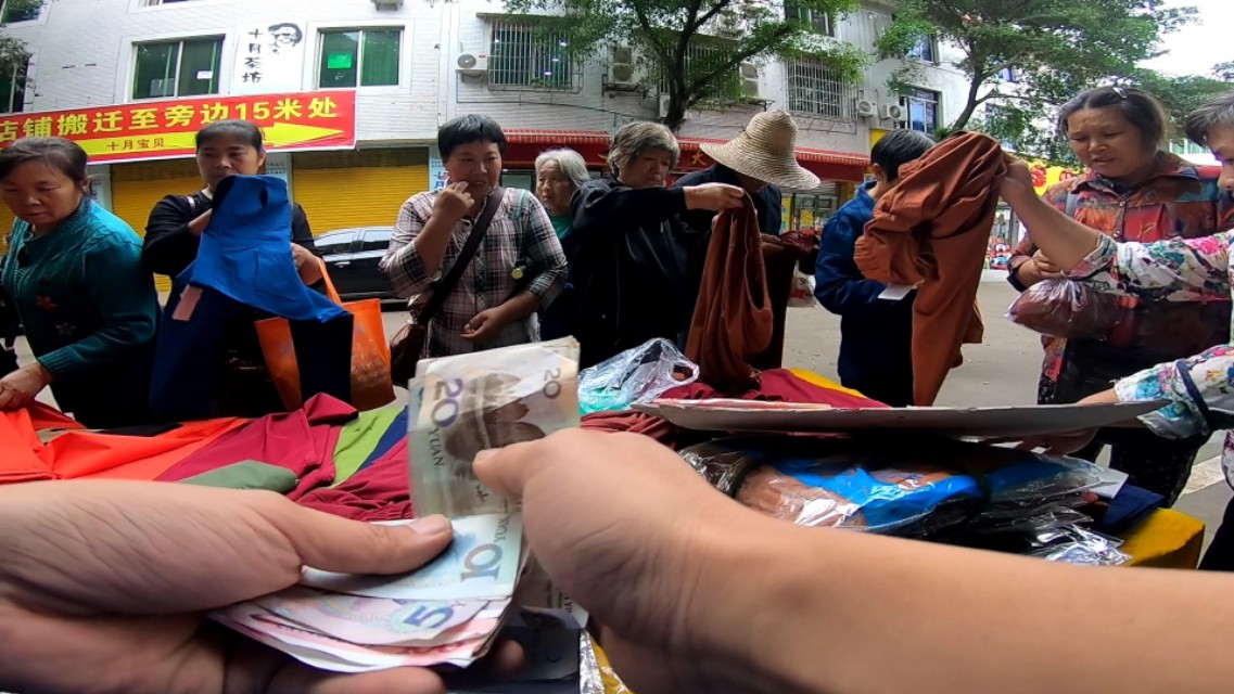 新手摆地摊必须去的七个地方,想要摆地摊去哪些地方摆摊比较好