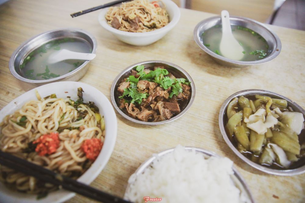 海南牛腩饭哪家最好吃,海口清汤牛腩饭