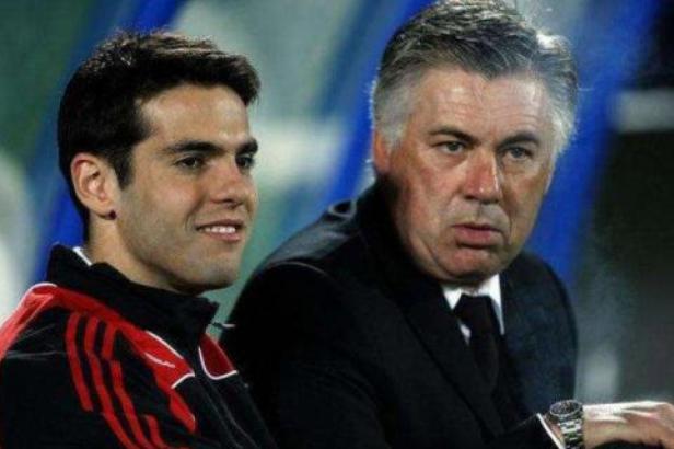 ac米兰圣诞树阵型,米兰圣诞树阵容四个十号中场