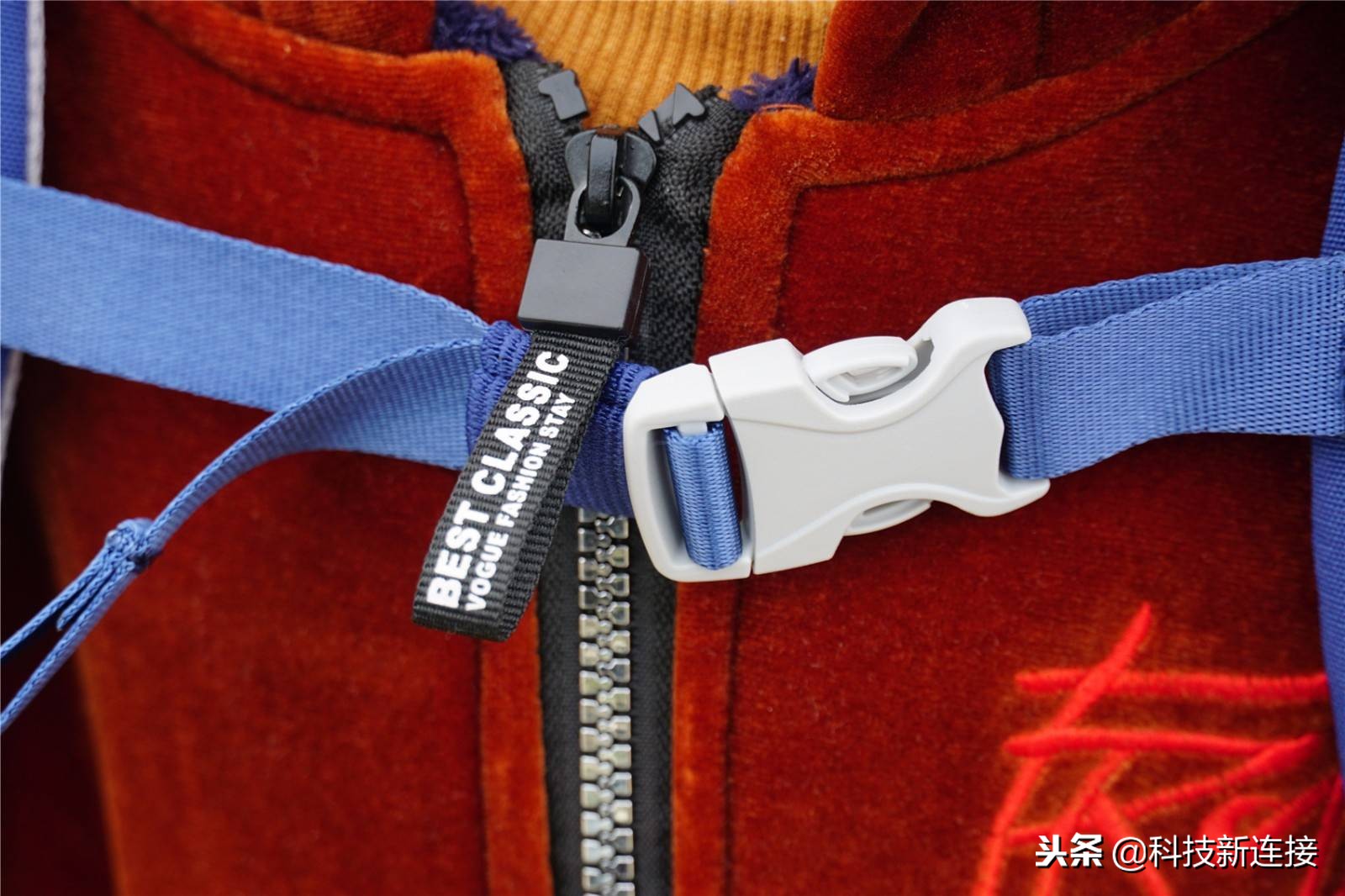 米兔书包新款,米兔书包2代与3代的差别