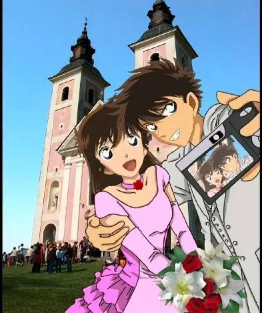 柯南变成怪盗基德的瞬间,柯南黑羽快斗和怪盗基德一起拜年