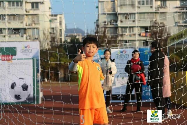 踢球是教育，拼搏是灵魂---7车网仕海杯冬季足球赛点燃冬日杭城