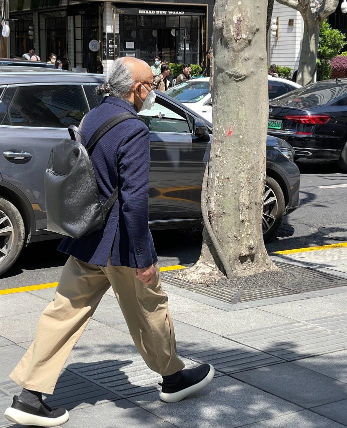 海边时尚穿搭老年,街头老年时尚穿搭