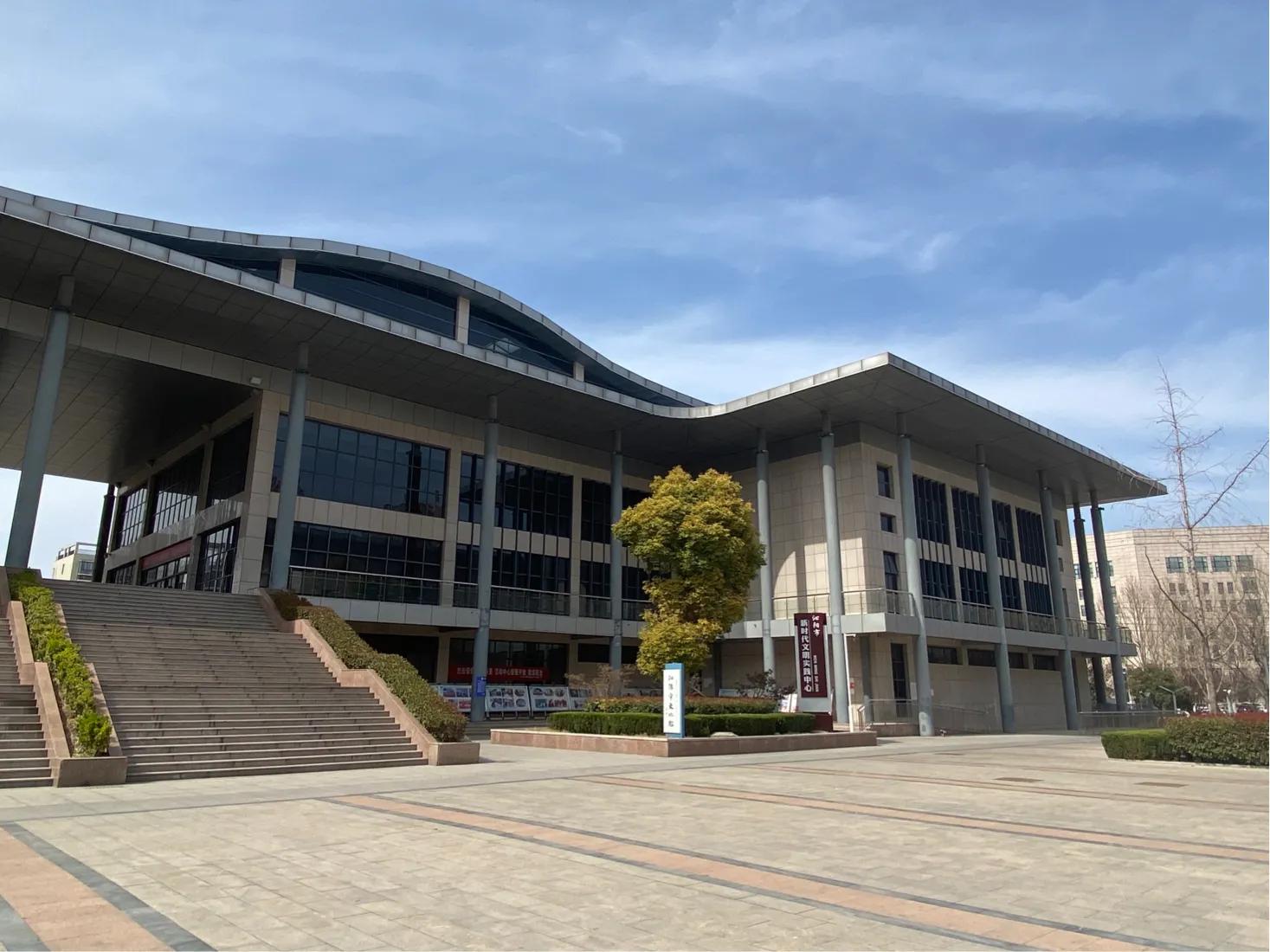 娌侀槼鏈辫浇鍫夐煶涔愬巺,鏈辫浇鍫夐煶涔愬巺闂ㄧエ