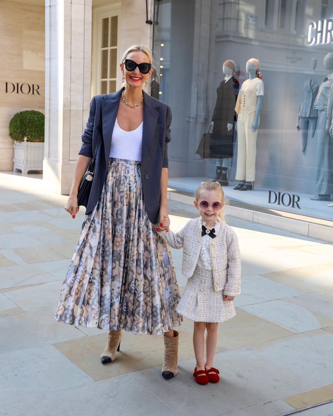 当妈了别忘了打扮自己,基础穿搭秒变精致妈妈