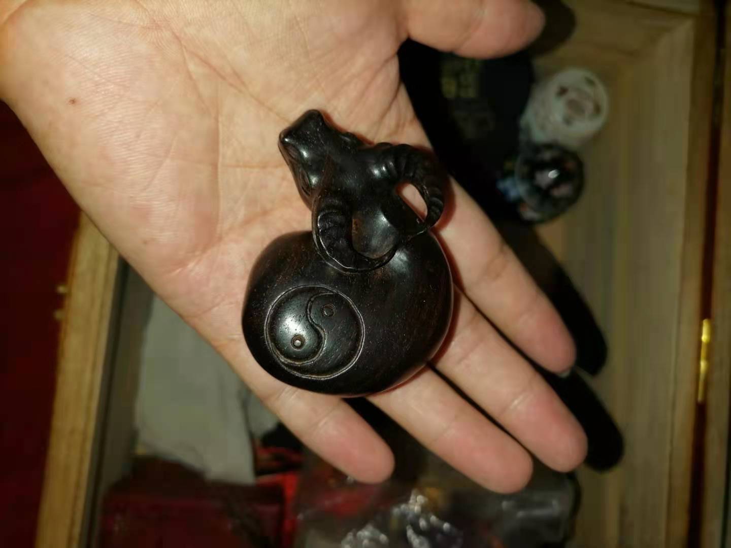 便宜冷门的文玩手把件,高端手把件文玩