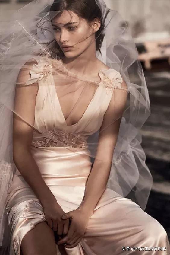 如果新年不穿红，那就试试粉