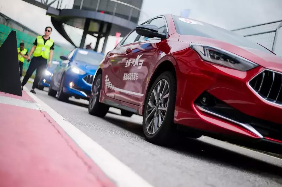 起亚k3是冷门车吗,起亚新款k3还值得入手吗