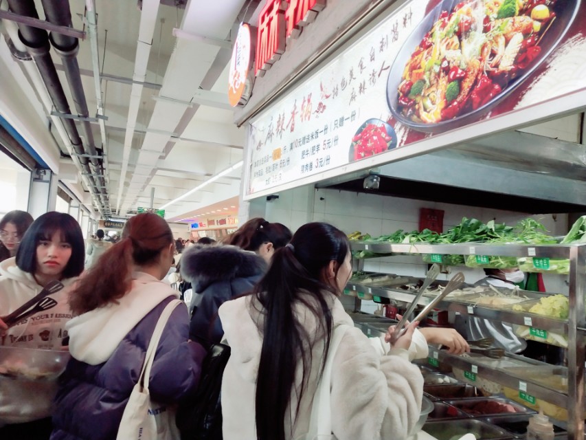 高校食堂三楼,高校食堂三杯鸡