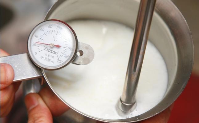 拿铁咖啡怎么做饮品最好喝,自制咖啡饮品拿铁