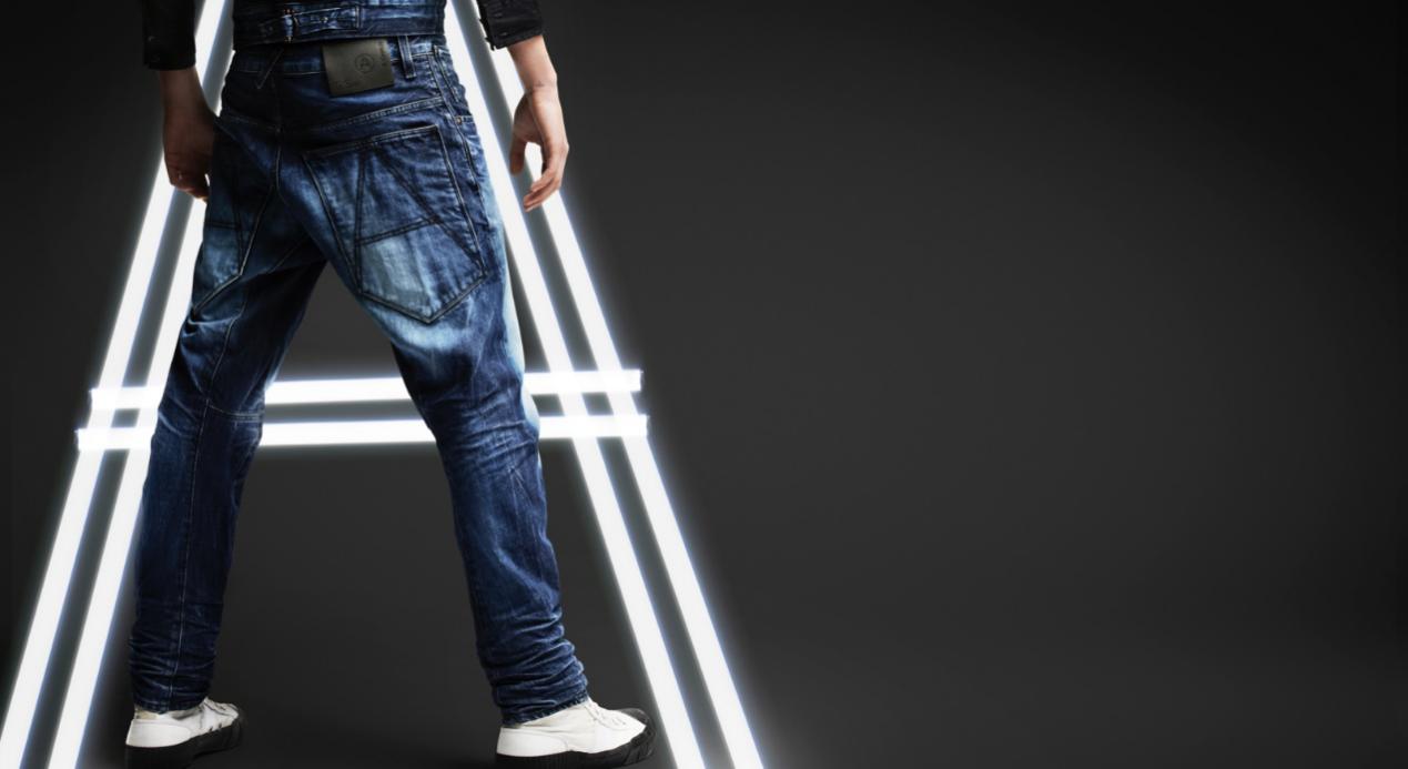 为什么有些人牛仔裤怎么穿都很新,牛仔裤穿对了原来也可以这么时髦