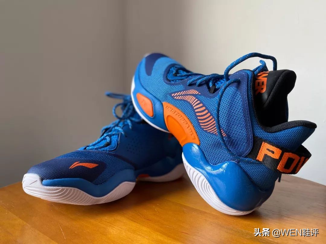 李宁空袭6有碳板吗,李宁空袭6精英和标准区别