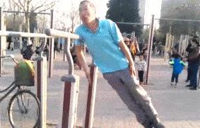 抖音老人徒手健身,抖音健身三大项入门标准