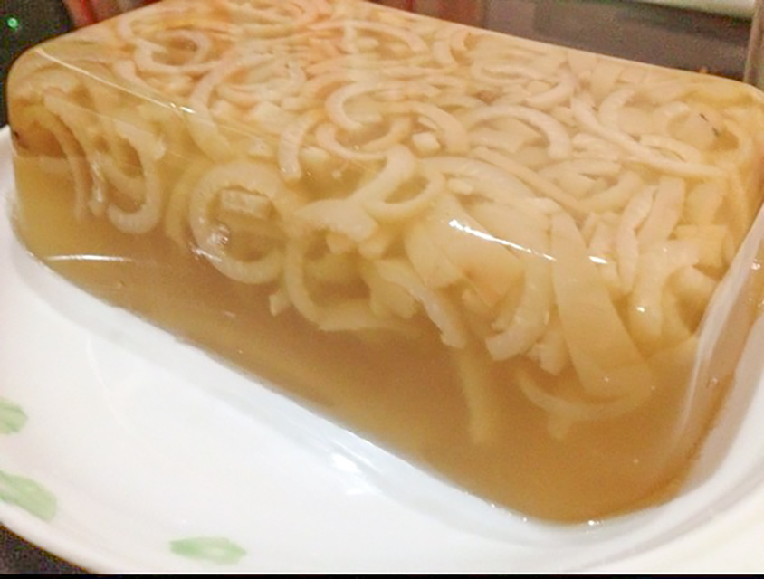 怎样做猪皮冻不腥特别好吃,做猪皮冻猪皮不烂怎么办