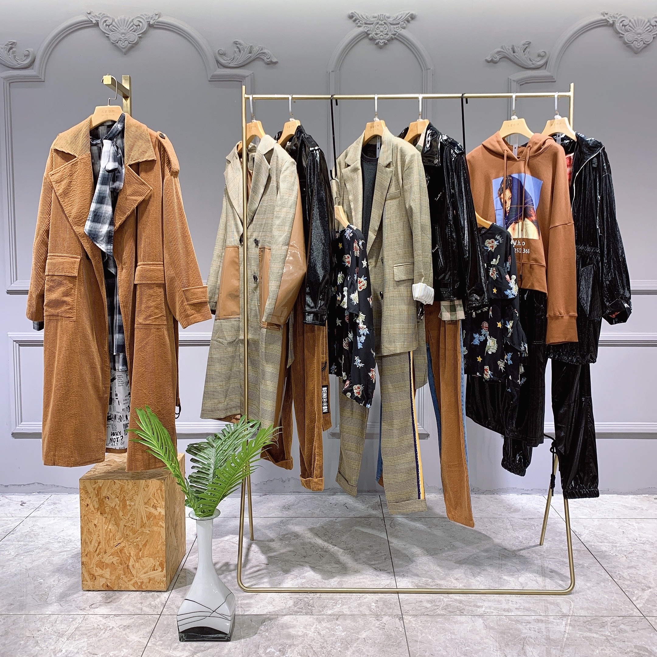 摩安珂品牌女装直播,摩安珂女装最新款式