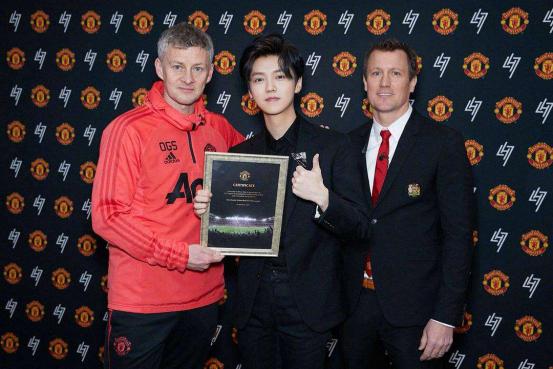 pp体育2019英超mv,pp体育2022年巴黎和皇马足球比赛