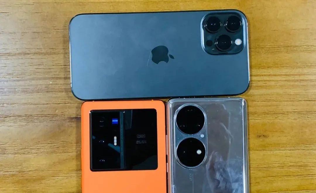 iphone13pro拍照对比vivox70pro,iphone13拍照对比vivox70pro