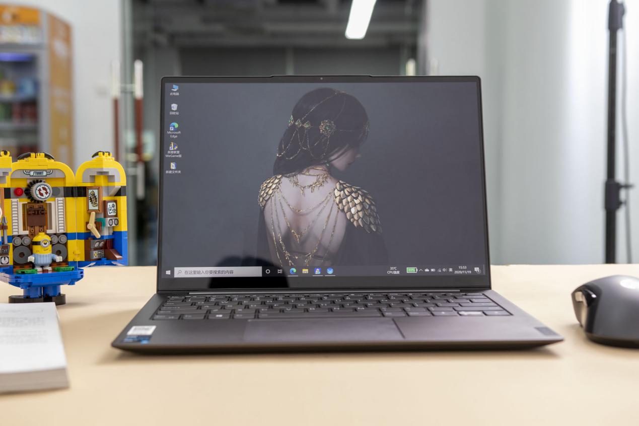 联想yoga13s屏幕显示不完全,联想yoga13s屏幕带膜