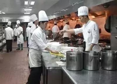 酒店厨师做菜的方法和技巧,酒店大厨手把手教学视频