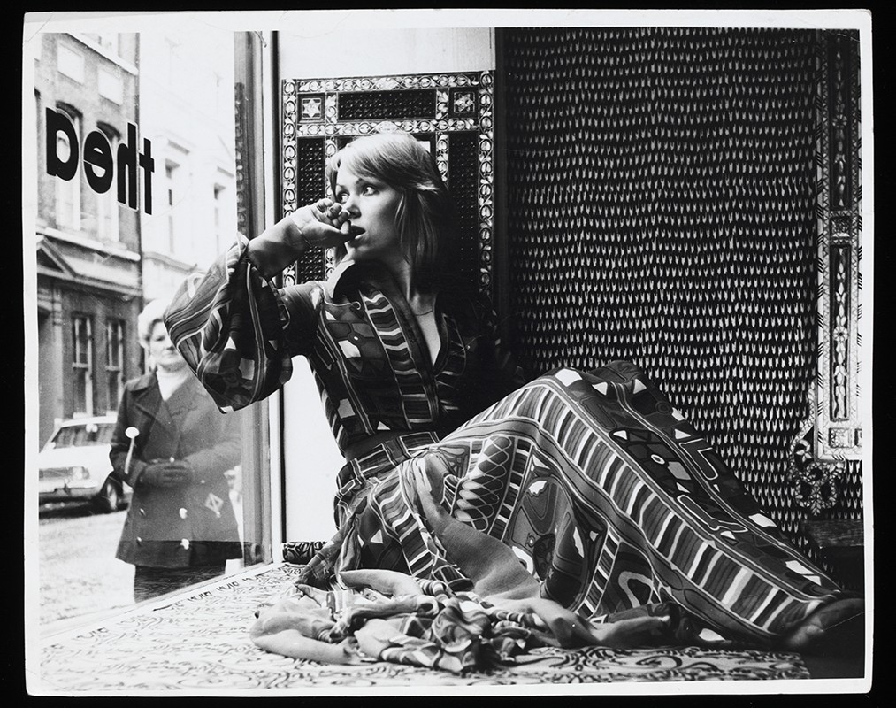 波西米亚风格裙子搭配什么包包,波西米亚裙怎么搭配