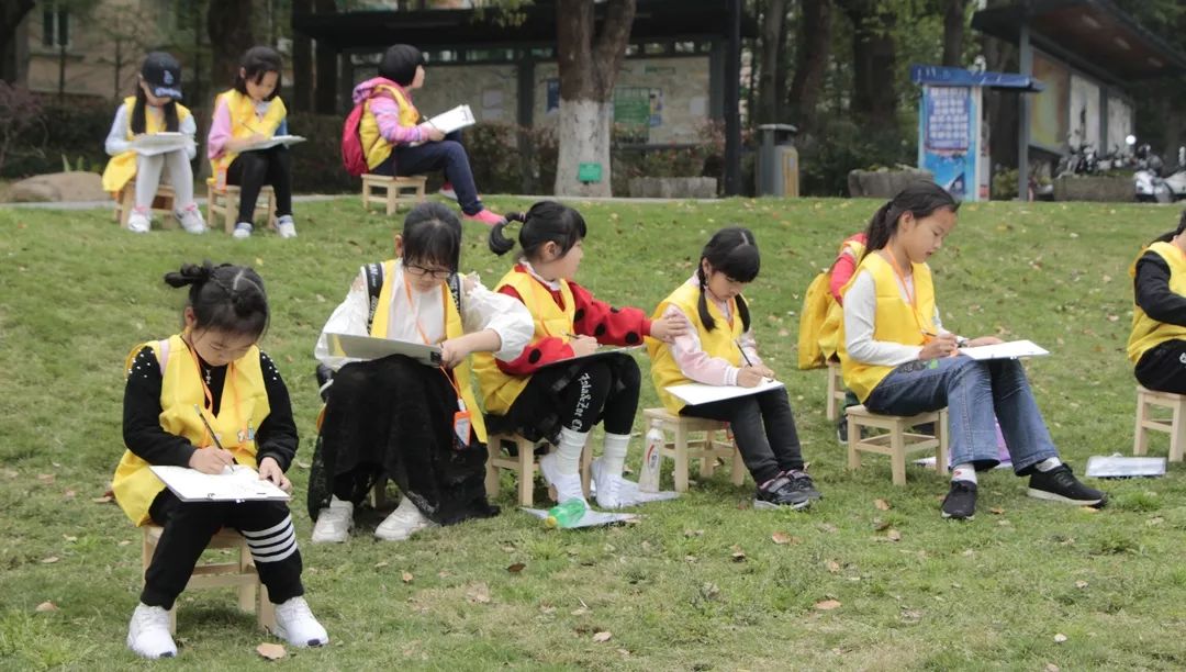 专业美院美术培训学校,高端美术特长生培训学校