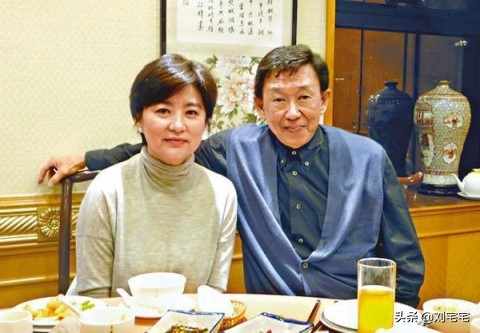 冯唐有关董桥的评价,冯唐怎么评价董桥