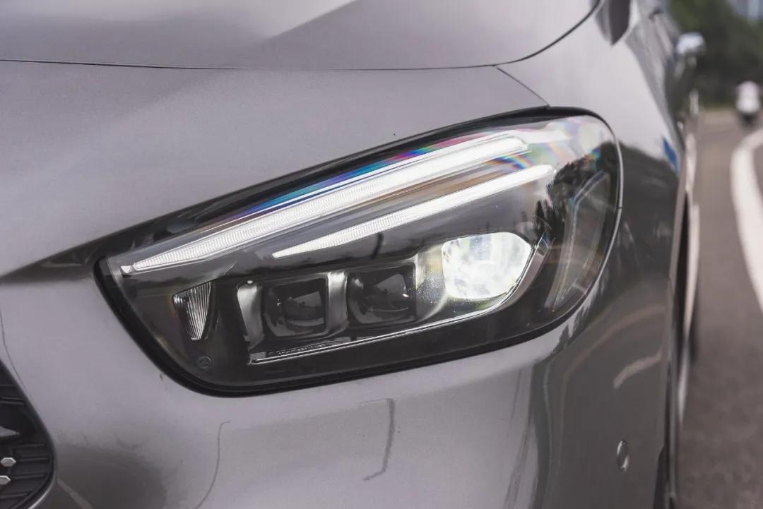 2020款奔驰b260试驾视频,评测奶爸车