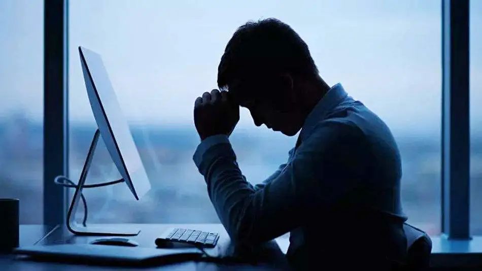 35岁放弃事业发展,32岁放弃百万年薪毅然决然去参军